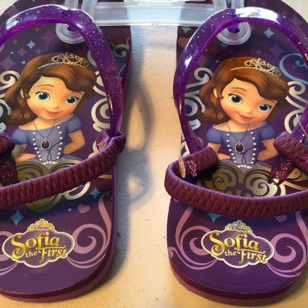 NEW Disney Junior "Princess Sofia The First" Toddler Purple Flip Flops Sandals